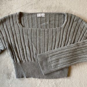 UO cropped gray sweater